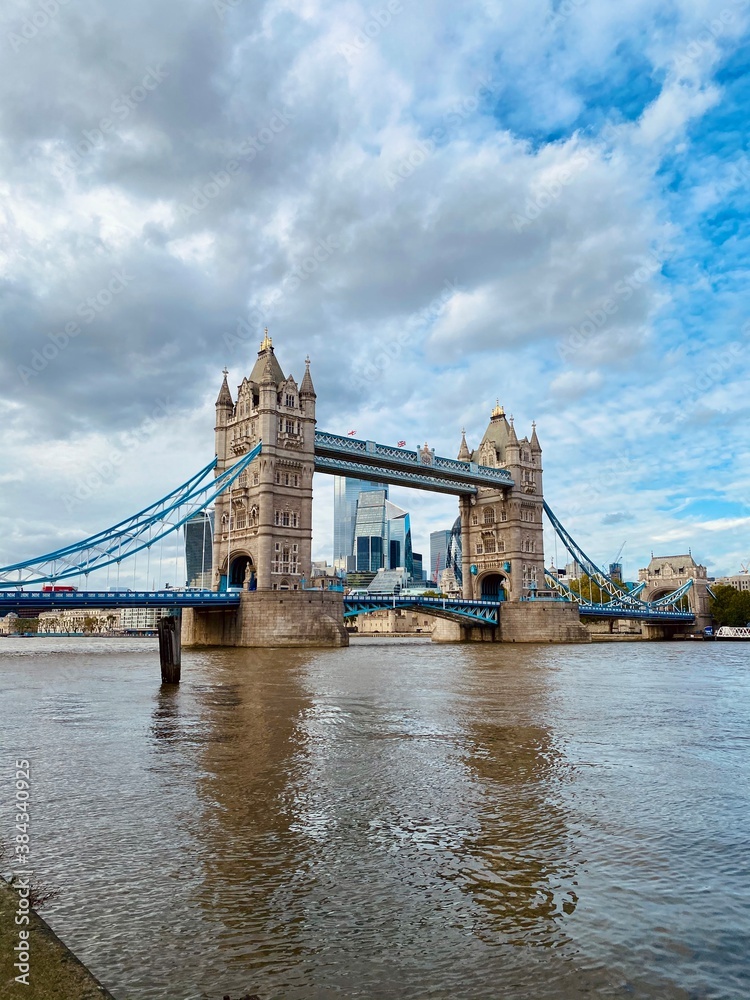 Obraz premium tower bridge city