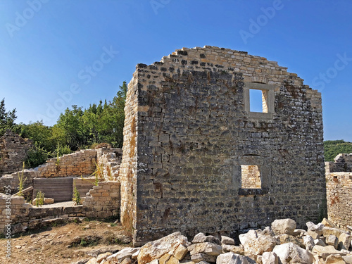 The ruins of the medieval town of Dvigrad (Duecastelli, Docastelli), Kanfanar - Istria, Croatia - Ruševine starog srednjovjekovnog grada Dvigrada ili stari grad Dvigrad (Moncastello, Castel Parentino) photo