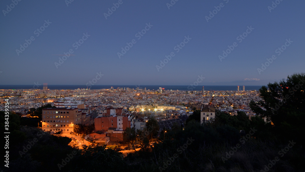 NIGHT PHOTOGRAPH OF THE CITY OF BARCELONA