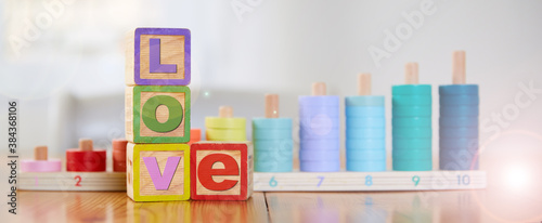 Wallpaper Mural Love, blocks Torontodigital.ca