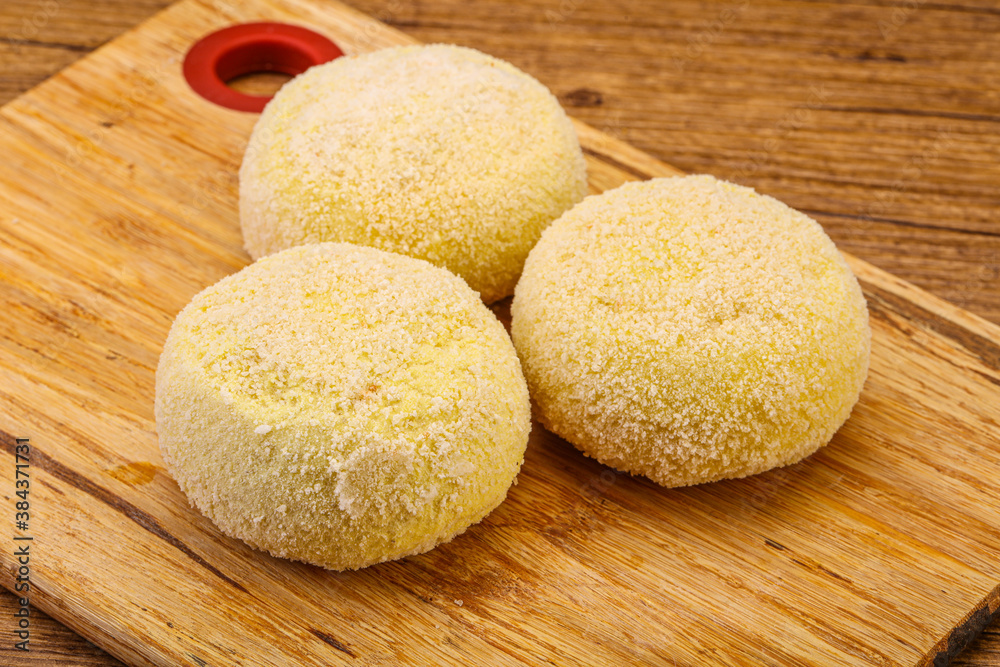 Fototapeta premium Raw potato zrazy for cooking