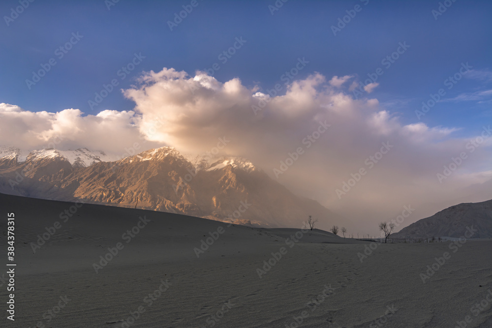 katpana cold desert in skardu northern areas of gilgit baltistan ...