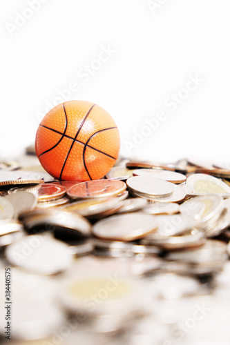 Basketball on the way of money prize