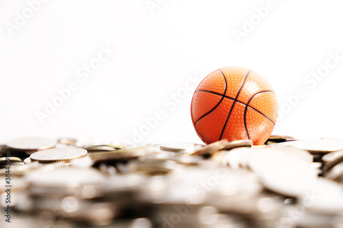 Basketball on the way of money prize