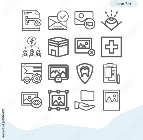 Simple set of fold related lineal icons.