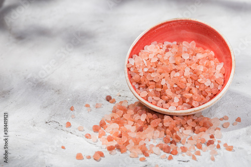 Himalayan pink salt in bowl on the table