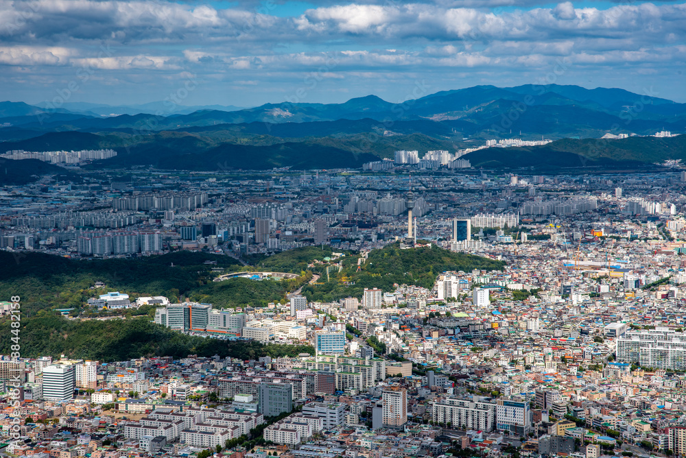 Obraz premium Daegu City Viewed from the Mountain, South Korea