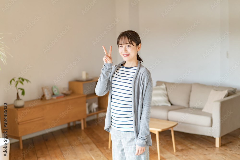 女性・インテリア・部屋 女性・インテリア・部屋