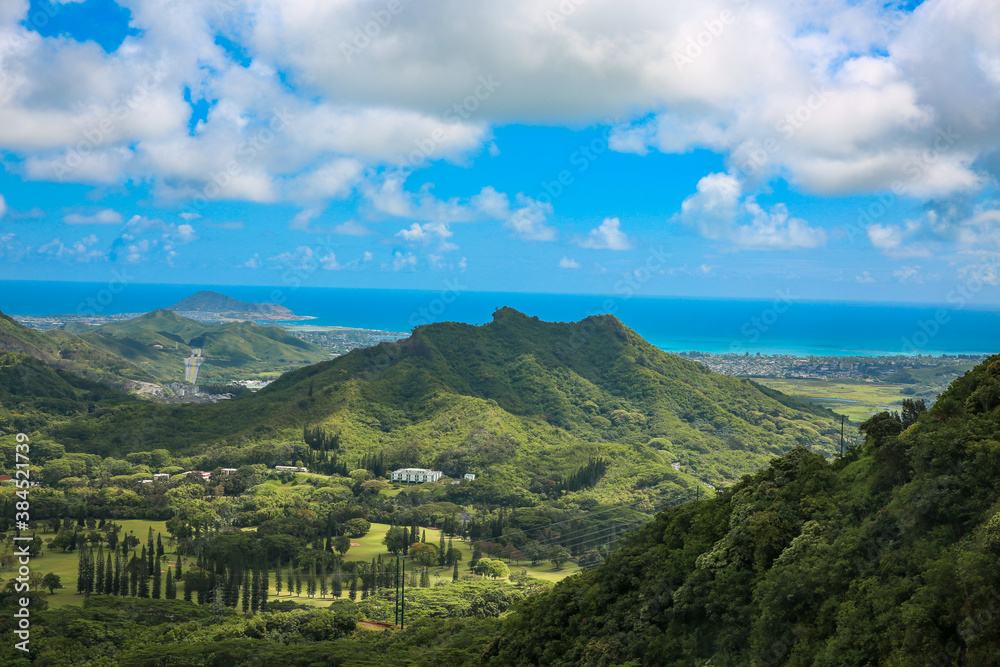Beautiful scenery,Nuuanu Pali Lookout, Oahu, Hawaii
