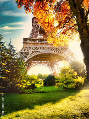 Autumn park in Paris
