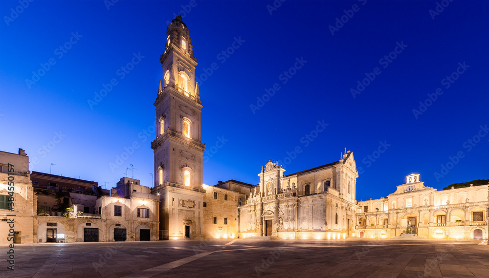 Piazza del Duomo of Lecce douring the first lights of day