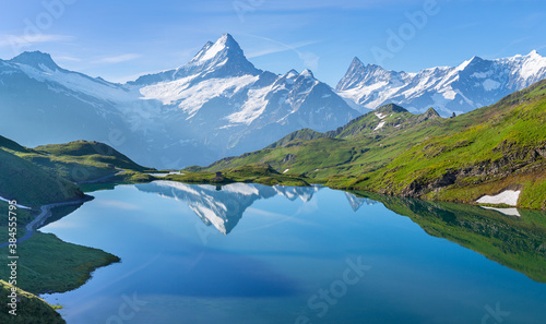Le Lac de Bachalp au début de l'été , Suisse © rochagneux