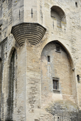 Murs fortifi  s du palais des Papes d Avignon  France
