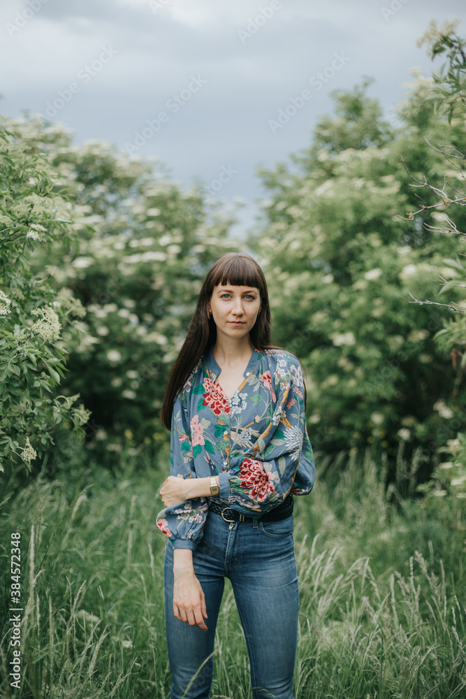 portrait of smiling woman in nature portrait of smiling woman in nature