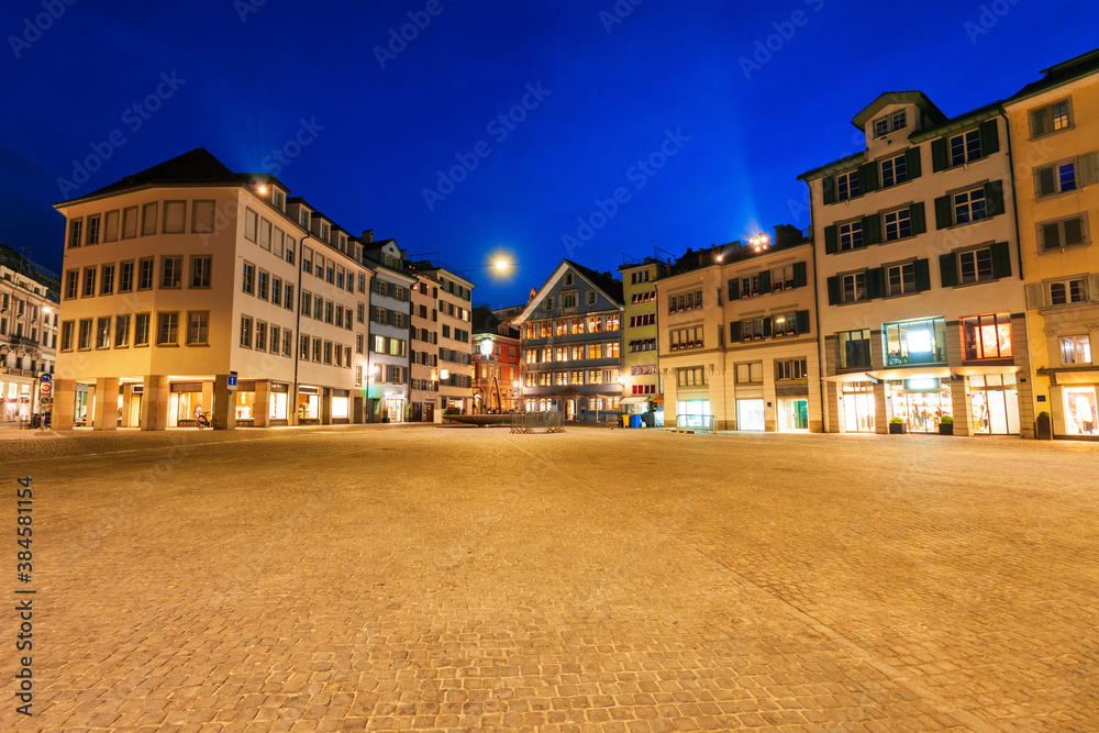Obraz premium Munsterhof square in Zurich, Switzerland