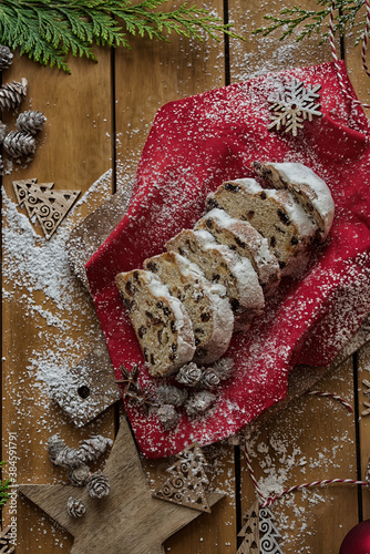 Weihnachtsstollen