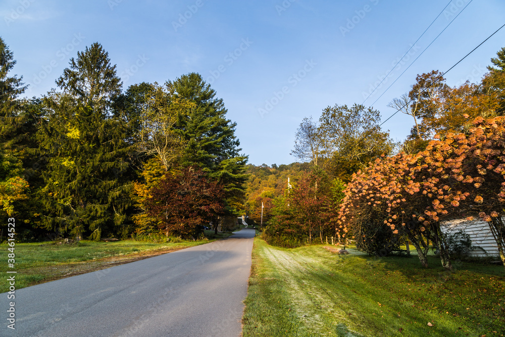 Beautiful autumn street view in Linville, NC

