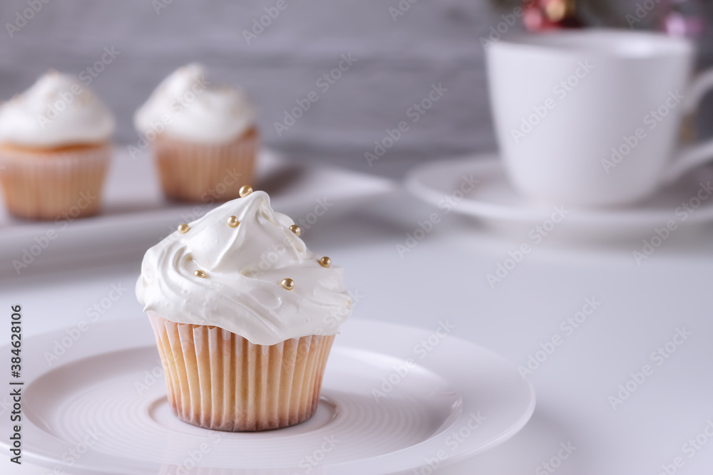 Bizet cream cupcakes - a very popular classic dessert