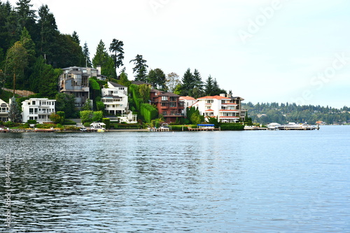 Lake Front Homes at Meydenbaur bay at Bellevue, Washington State-USA © Nadia