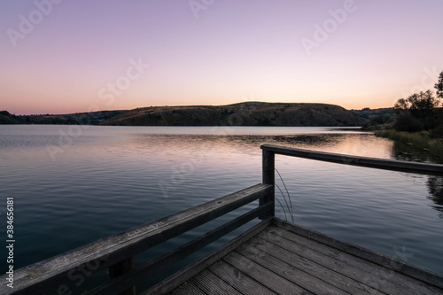 Muelle Lago, anocheciendo