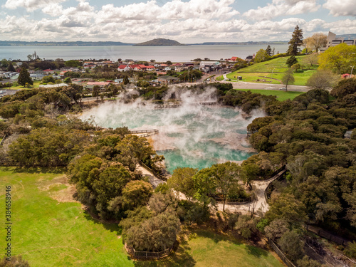 Tableau sur toile Aerial view of big hot spring located in Kuirau Park in the city of Rotorua, New Zealand
