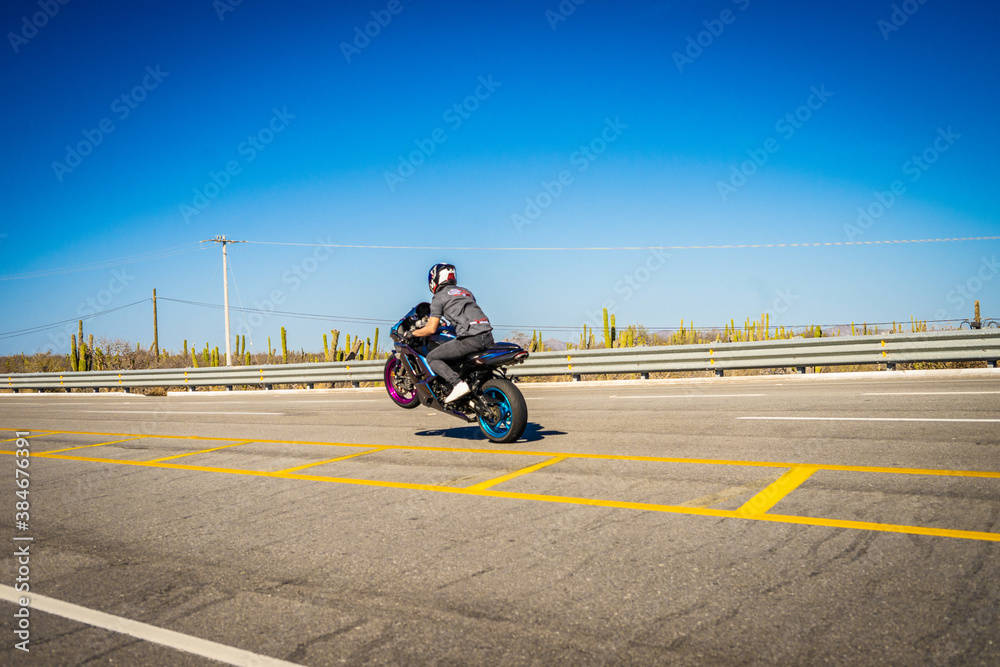 Foto tomada en un sesión de motociclistas