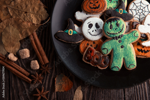 Ginger biscuits for Hallowe...