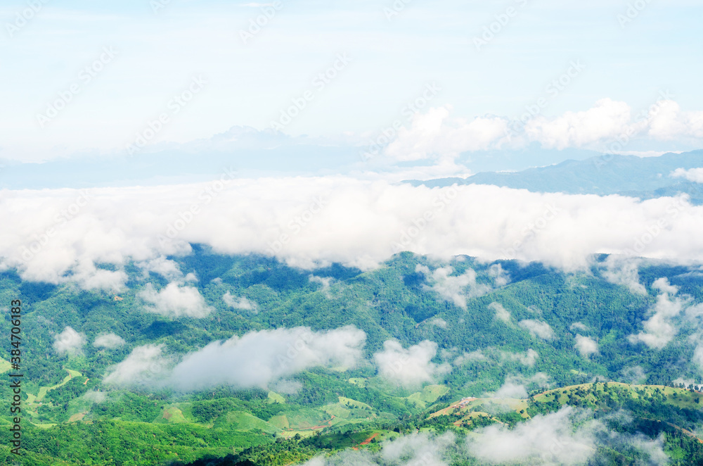 Panoramic views of the misty white mountains
