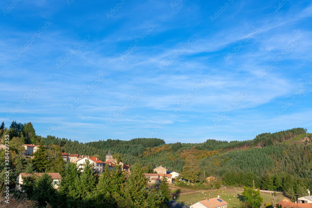 Village de Saint-Jean-Roure en Haute-Ardèche en France