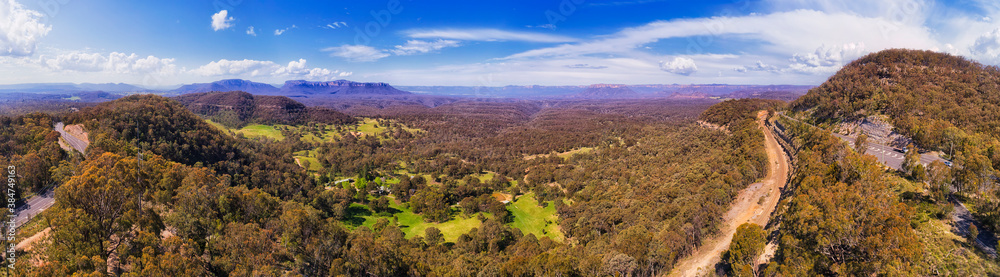 D Capertee valley wide HWY pan D Capertee valley wide HWY pan
