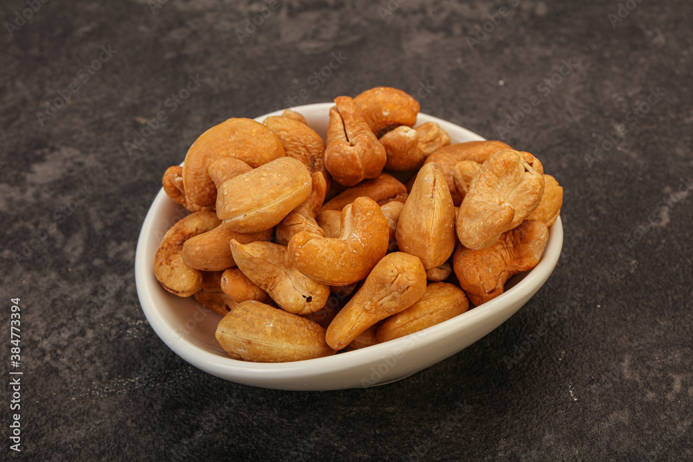 Cashew heap in the bowl Cashew heap in the bowl