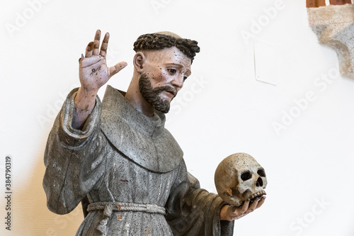 Sculpture of Saint Francis of Assisi