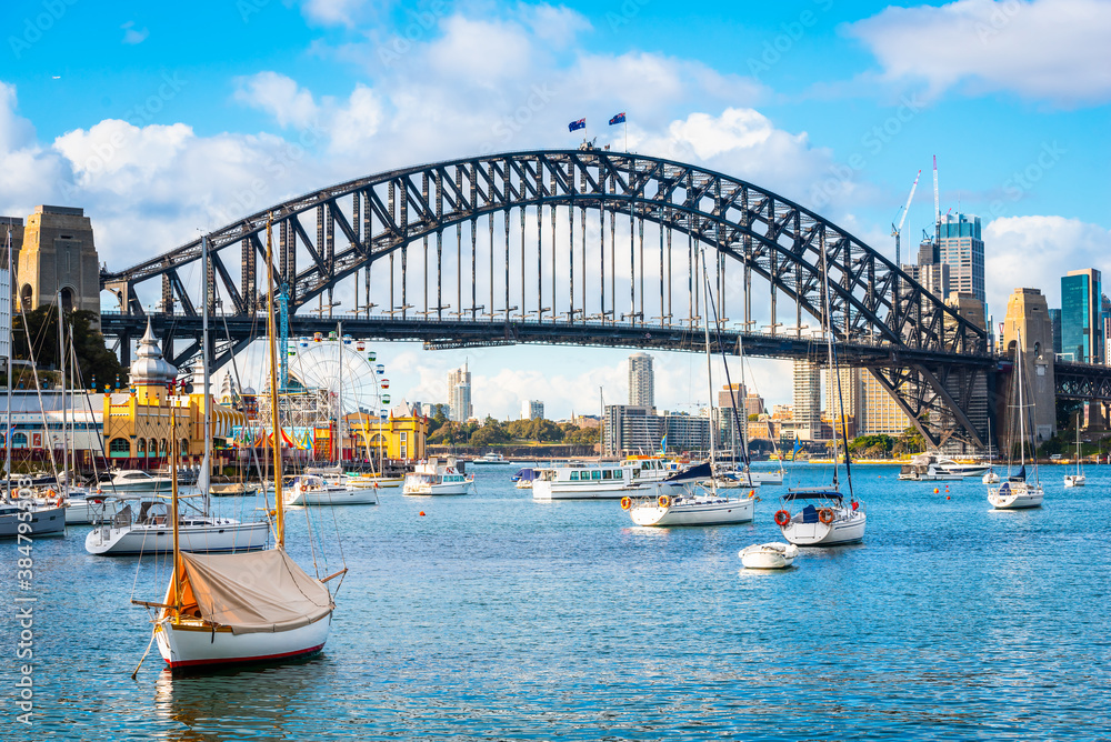 Naklejka premium Sydney harbour bridge, Panorama view of Sydney city skyline with Sydney harbour bridge north shore in Australia