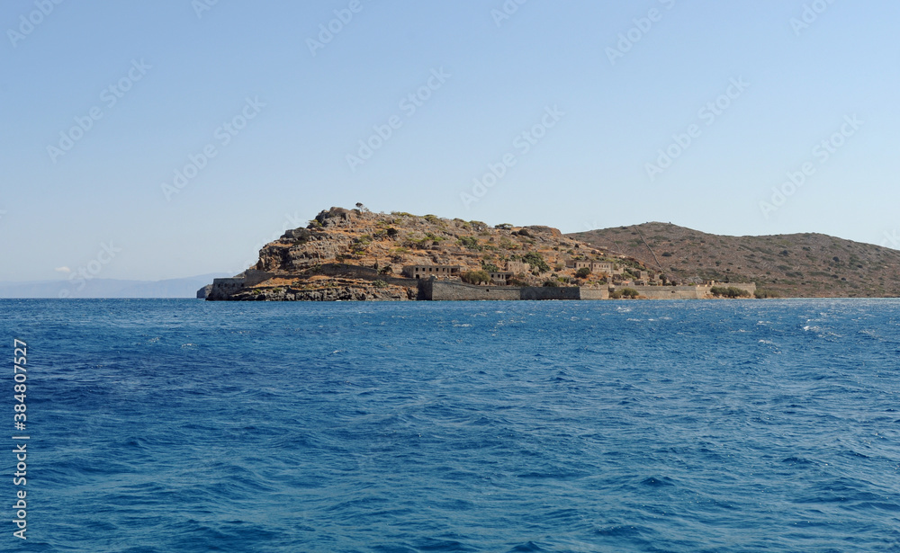La forteresse de Spinalonga à Élounda en Crète