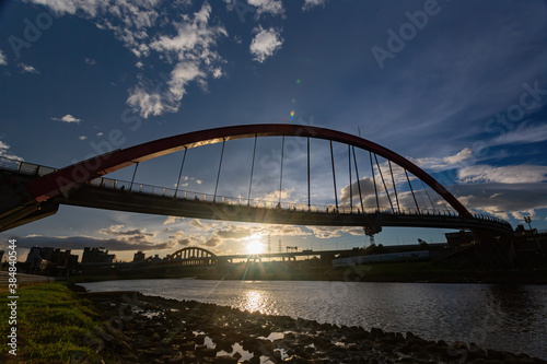 Sunset view of the beautiful Rainbow Bridge © Kit Leong