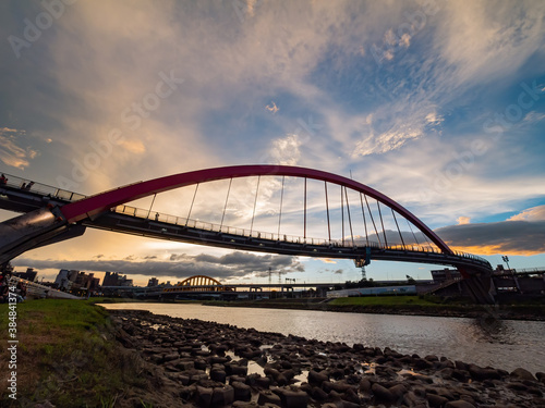 Sunset view of the beautiful Rainbow Bridge © Kit Leong