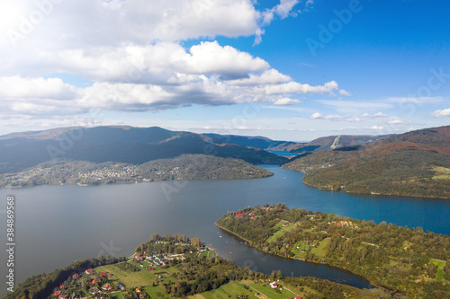 Międzybrodzie bialskie - panorama jezioro
