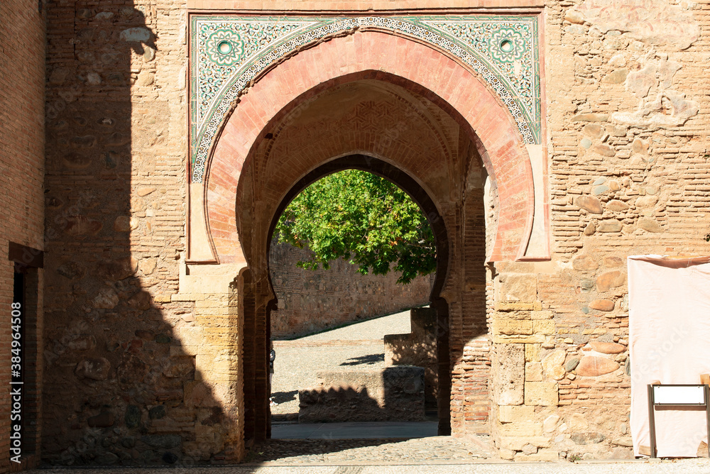 Obraz premium Ark windows in the Alhambra, Granada, Spain