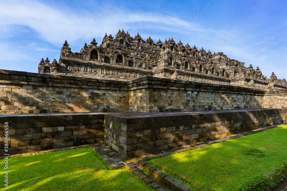 Fototapeta premium Borobudur Buddist Temple - island Java Indonesia