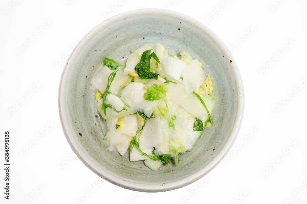 器に入れた白野菜サラダの俯瞰 器に入れた白野菜サラダの俯瞰