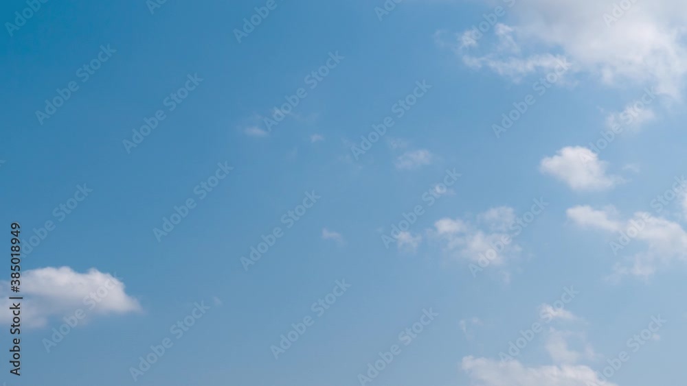 Time lapse of cloud on blue sky