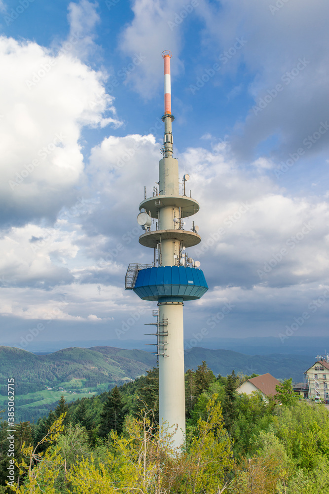 Obraz premium Fernmeldeturm Blauen