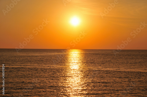夕日