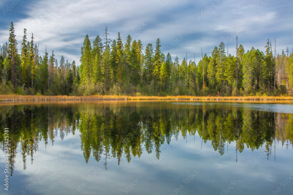 Fototapeta premium REpublic, Washington, lakes