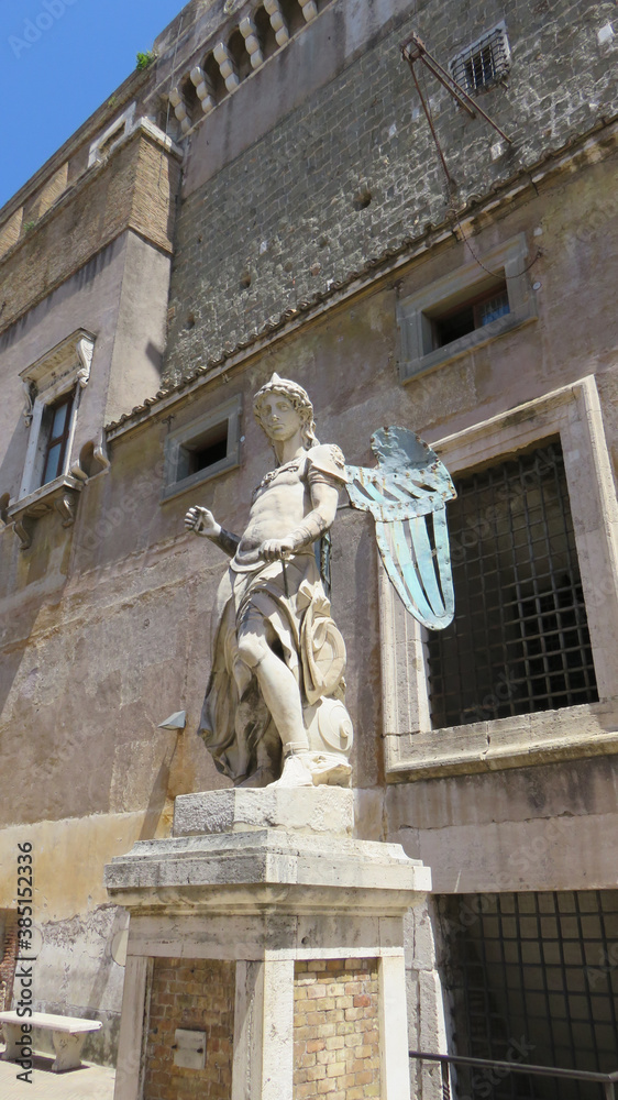Foto de una estatua antigua en el Castillo de 