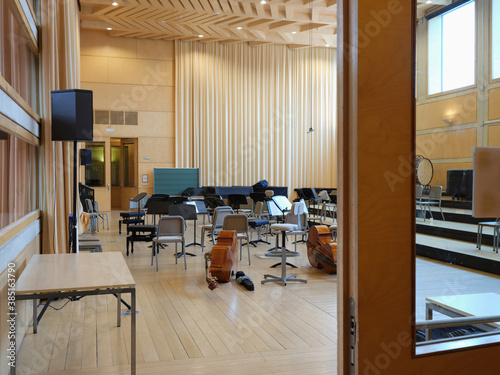 Pause in a musical rehearsal