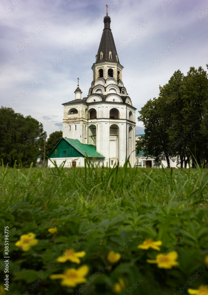 Trinity Cathedral (Cathedral of the Life-Giving Trinity, Holy Trinity Cathedral, until the end of the 17th century - Pokrovsky Cathedral) is an Orthodox church. Alexandrov, Russia.