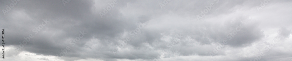 Image of a dark and cloudy sky during the day