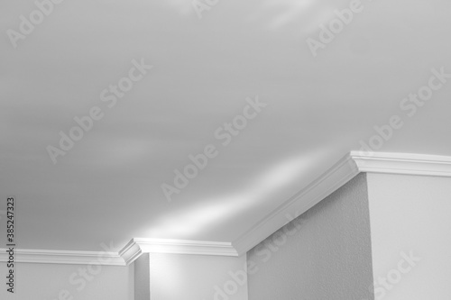 Obraz na plátně Fondo blanco y negro interior habitación arquitectura para empresas, webs, publi