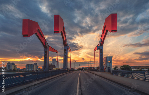 Diffenebrücke Mannheim, Zugbrücke Klappbrücke